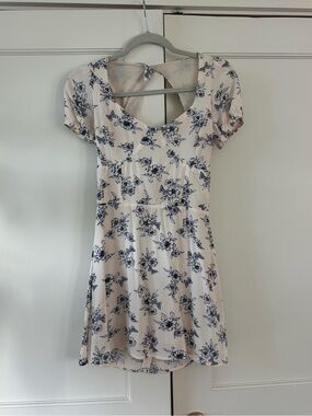 LA Hearts floral open back mini dress